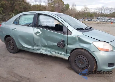 2009 Toyota Yaris z USA, uszkodzony, nr VIN JTDBT903894042534